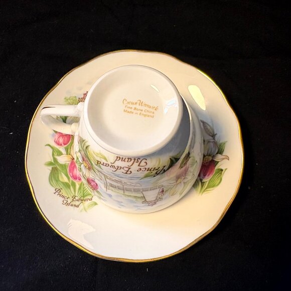 Crown Warwick China Cup and Saucer - Prince Edward Island - Picture 3 of 3